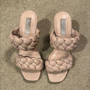 Tan heels - Steven By New Yorkk